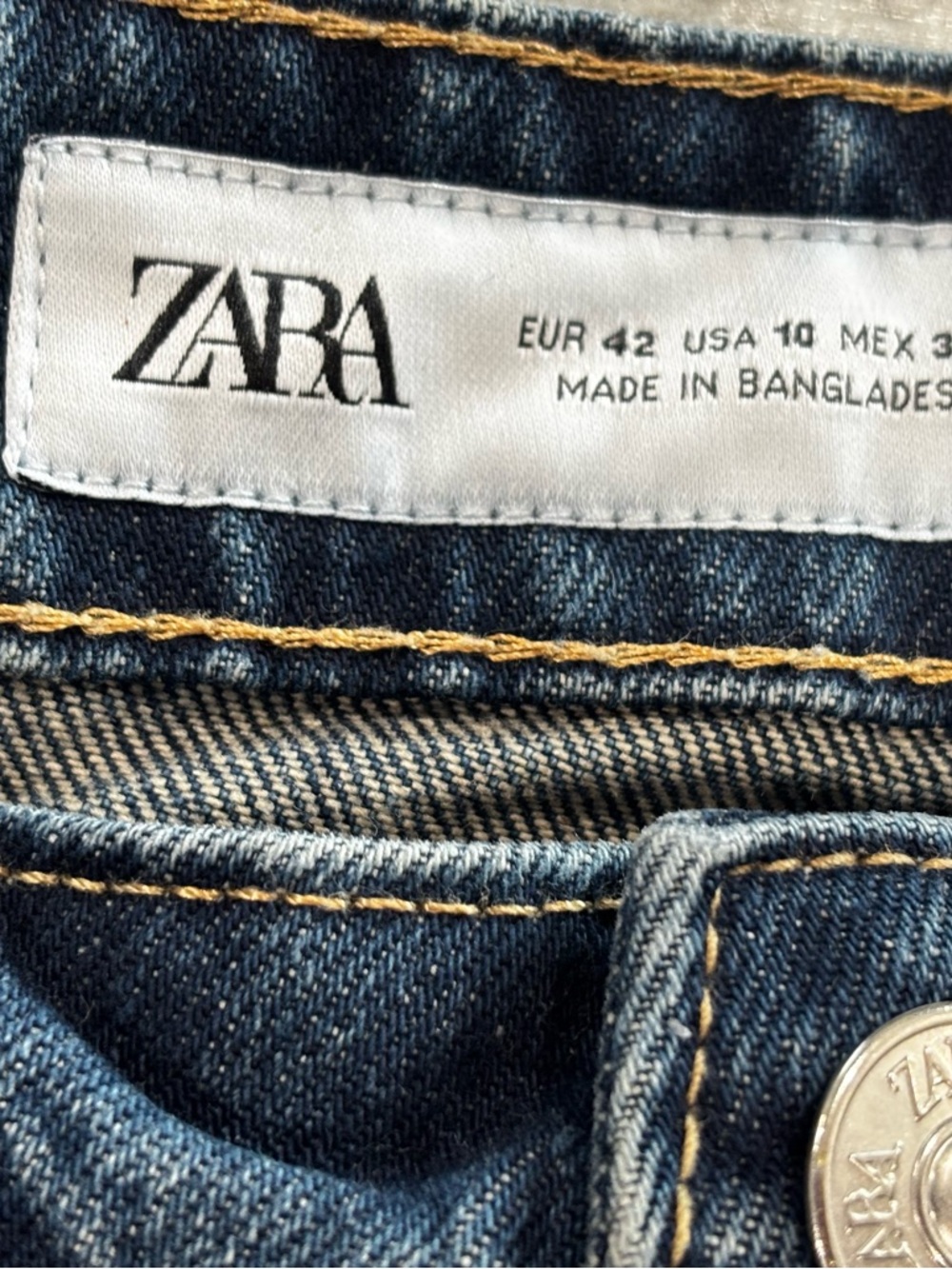 Zara Women’s Relaxed Wide Leg Jeans in Dark Blue Wash Size 10 - Picture 3 of 6